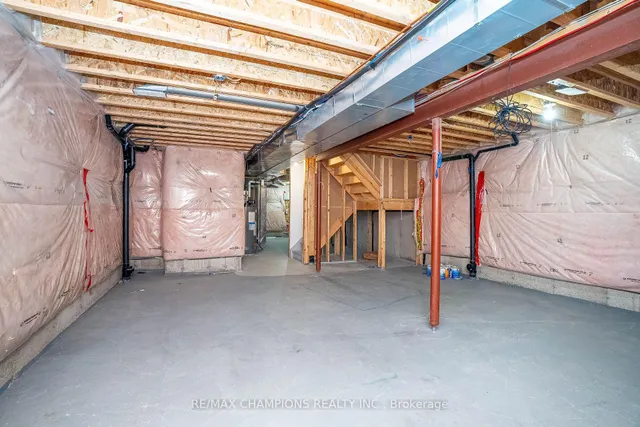 Additional image 38 of 57 Sky Harbour Dr