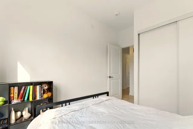 Additional image 20 of 4015 Hickory Dr Unit 2