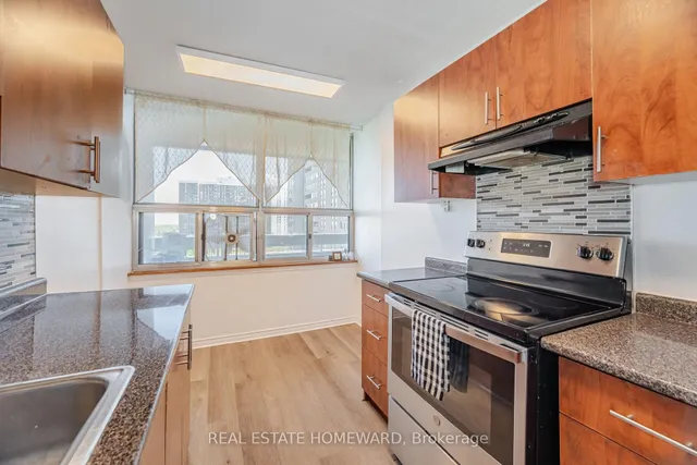 Additional image 11 of 25 Kensington Rd Unit 709