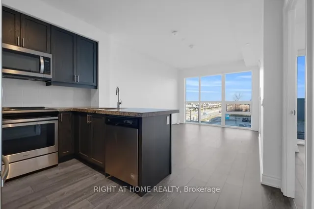 Additional image 8 of 1050 Main St Unit 312