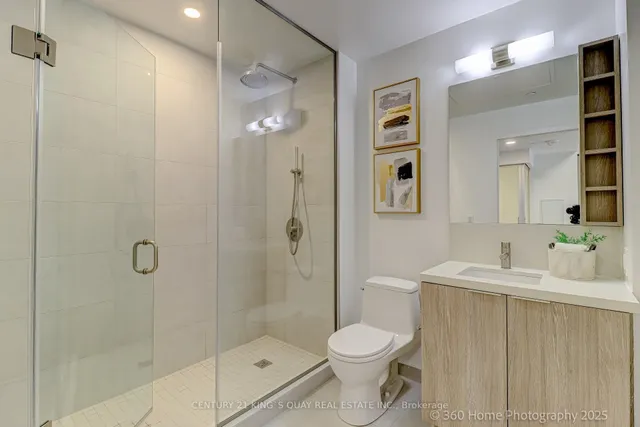 Additional image 20 of 2020 Bathurst St Unit 601