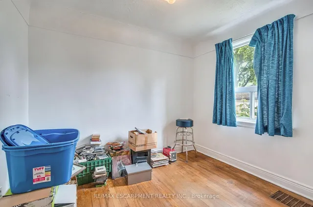 Additional image 19 of 48 Woodbridge Rd