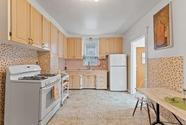 Additional image 15 of 246 Westlake Ave