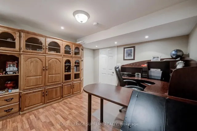 Additional image 35 of 34 Purdy Cres