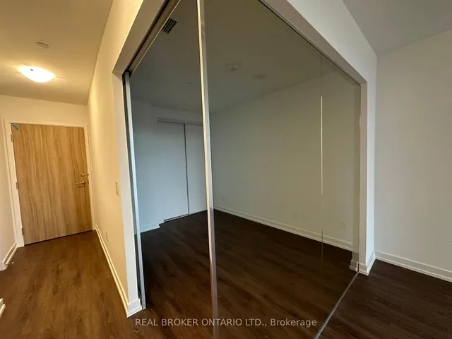 Additional image 9 of 3100 Keele St Unit 443