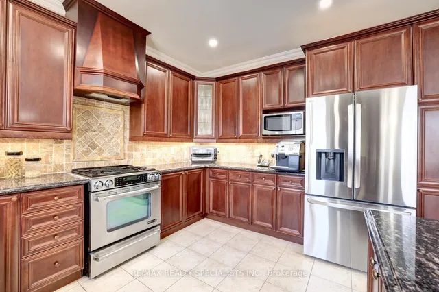 Additional image 12 of 1400 Ferncrest Rd