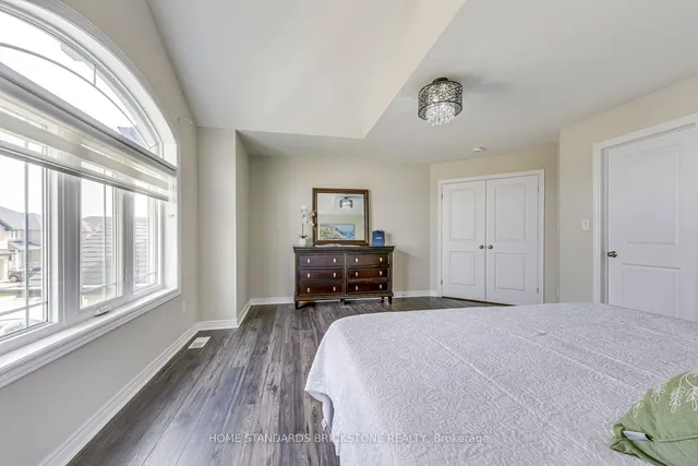 Additional image 23 of 70 Robertson Rd