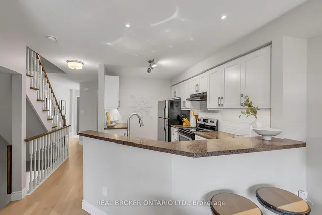 Additional image 6 of 2015 Cleaver Ave Unit 26