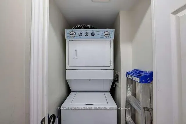 Additional image 30 of 2391 Central Park Dr Unit 202