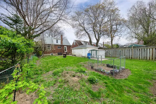 Additional image 33 of 16 Plaxton Dr