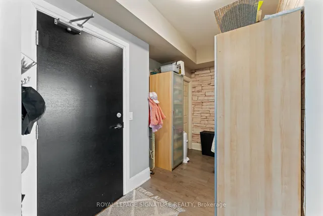 Additional image 13 of 45 Yorkland Blvd Unit 904