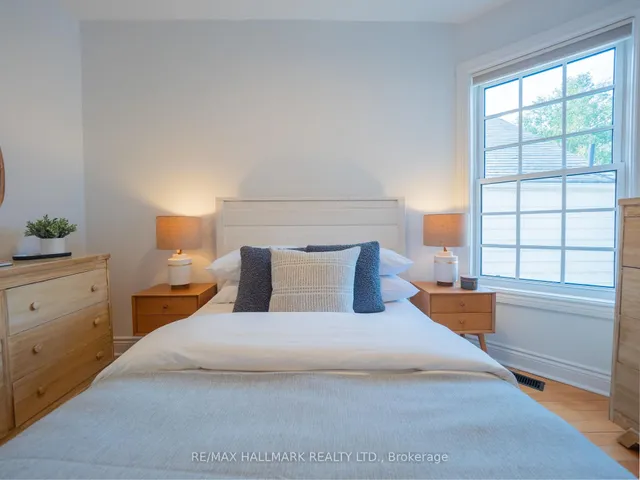 Additional image 26 of 142 Heward Ave