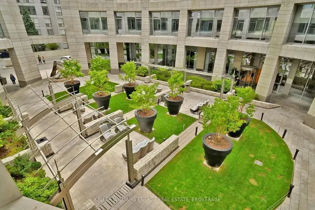 Additional image 40 of 2191 Yonge St Unit 3707