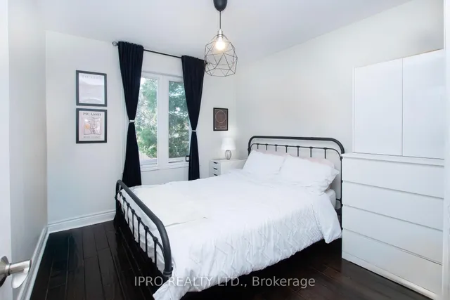 Additional image 25 of 153 Goulding Ave