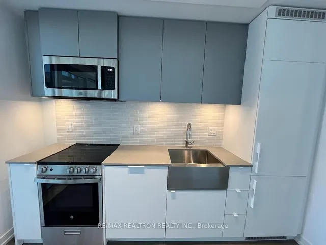 Additional image 20 of 270 Dufferin St Unit 602