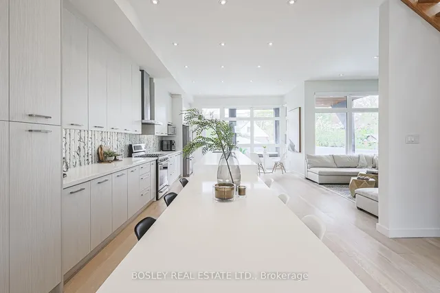 Additional image 7 of 38 Roblin Ave