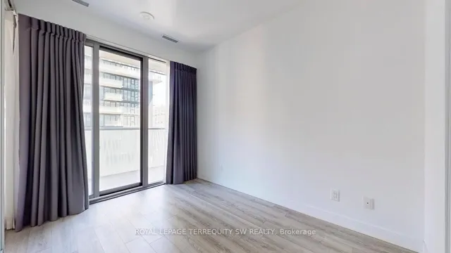 Additional image 10 of 50 Charles St Unit 1012