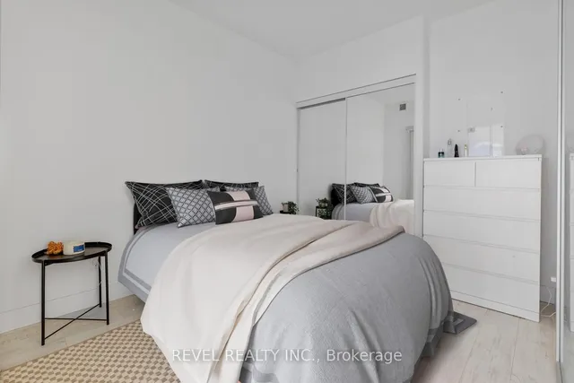 Additional image 9 of 39 Sherbourne St Unit 602