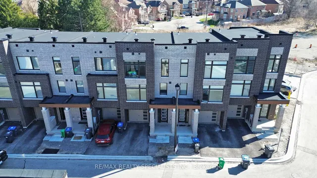 Additional image 2 of 6 QUEENPOST Dr