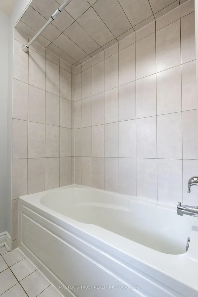 Additional image 44 of 1562 Leger Way