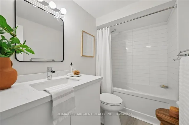 Additional image 24 of 3031 GLENCREST Rd Unit 54