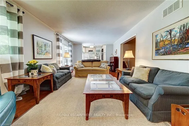 Additional image 28 of 170 Cavendish Crt