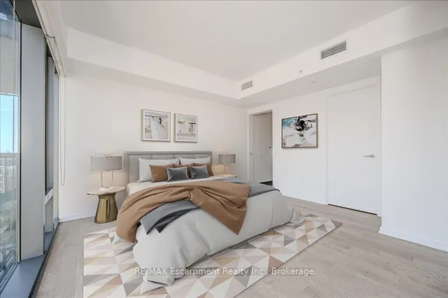 Additional image 18 of 60 Colborne St Unit 802