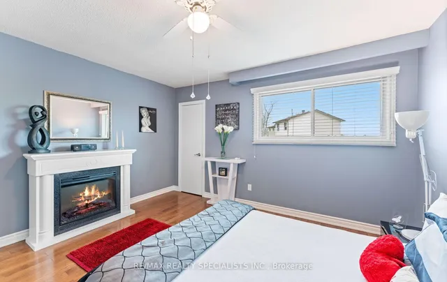 Additional image 21 of 93 Collins Cres