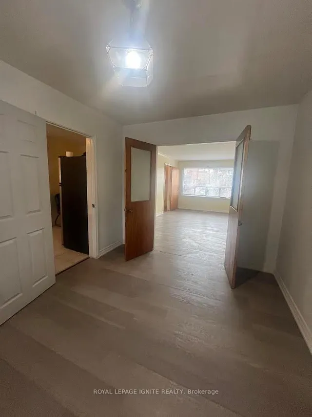 Additional image 10 of 852 Runnymede Rd