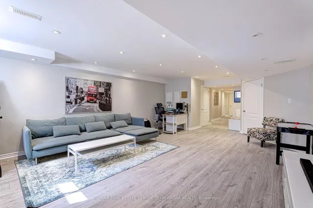 Additional image 38 of 140 Sky Harbour Dr