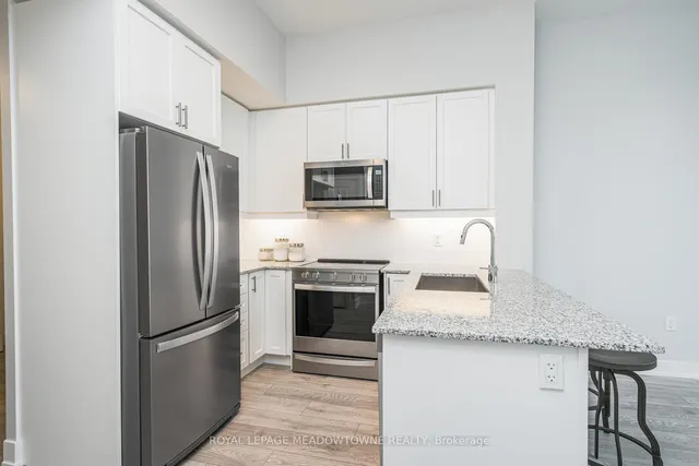 Additional image 3 of 1050 Main St Unit 617