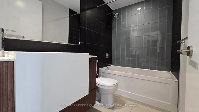 Additional image 11 of 21 Iceboat Terr Unit ph01