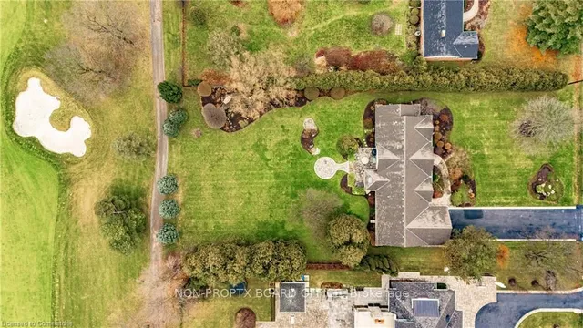 Additional image 47 of 111 Saint Margarets Rd