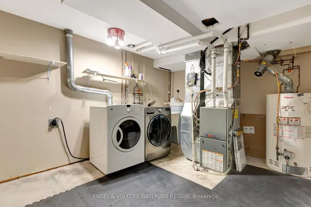 Additional image 34 of 113 Martinglen Cres