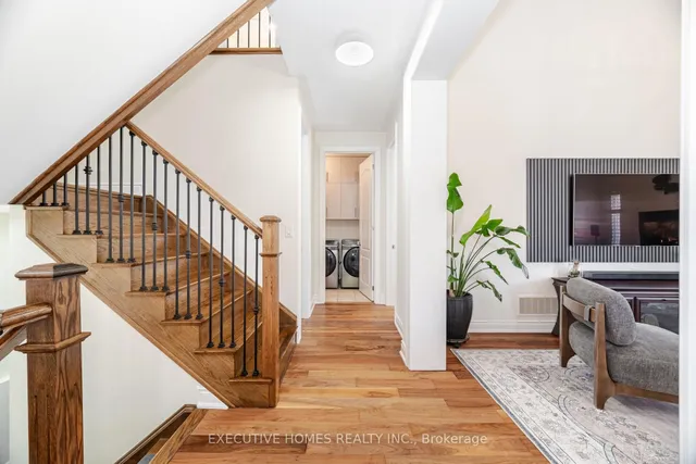 Additional image 29 of 221 Cathcart Cres