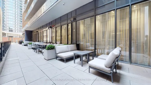 Additional image 32 of 87 Peter St Unit 1613