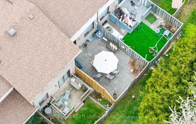 Additional image 38 of 93 Collins Cres