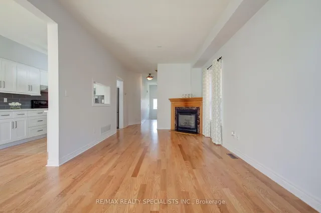 Additional image 6 of 10 Sam Frustaglio Dr