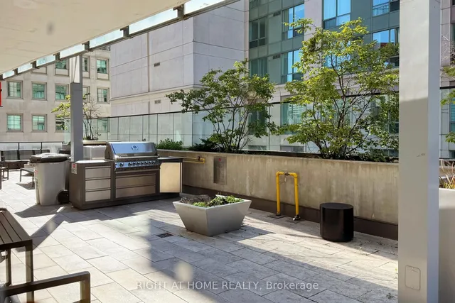 Additional image 35 of 215 Queen St Unit 1409