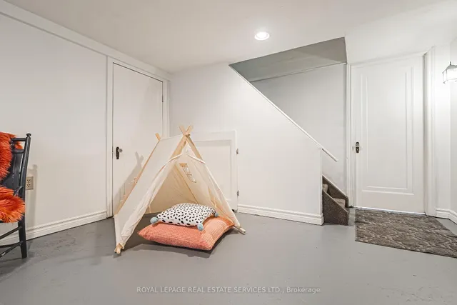 Additional image 31 of 173 Campbell Ave