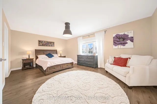 Additional image 30 of 38 Intrigue Tr