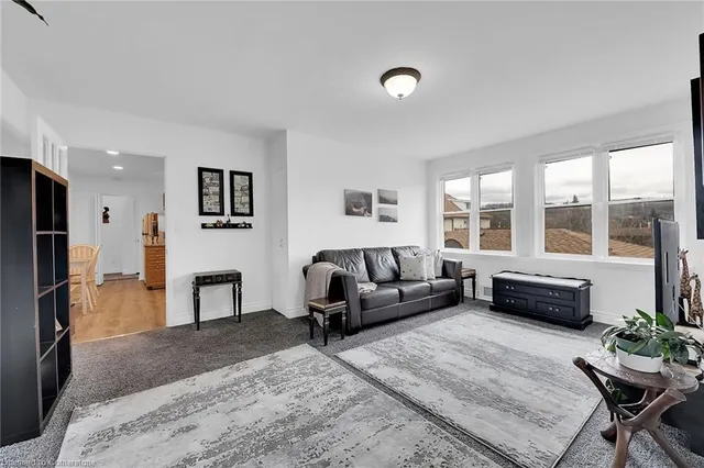 Additional image 40 of 31 Centennial Pky