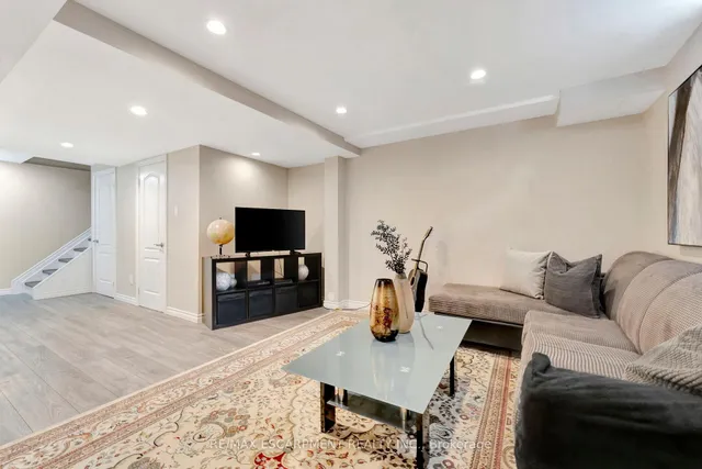 Additional image 21 of 112 Harnesworth Cres