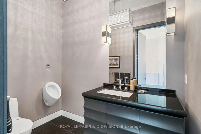 Additional image 20 of 64 Bannockburn Ave