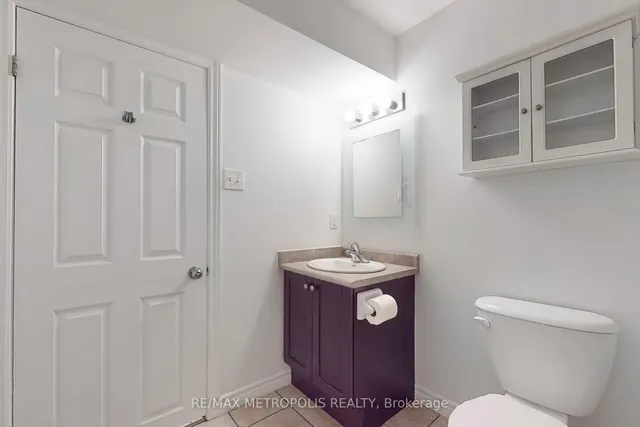 Additional image 38 of 10 FOXGLOVE Cres Unit 22