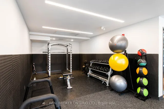 Additional image 8 of 5240 Dundas St Unit 607