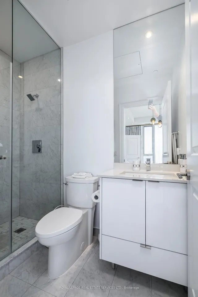 Additional image 18 of 1926 Lake Shore Blvd Unit PH 05 E