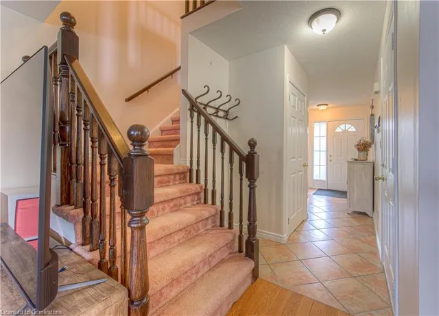 Additional image 15 of 17 Rosemount Dr