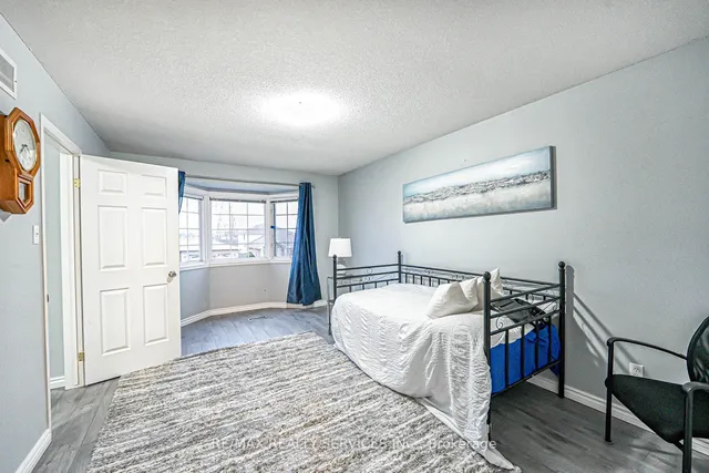 Additional image 18 of 172 Alderlea Ave