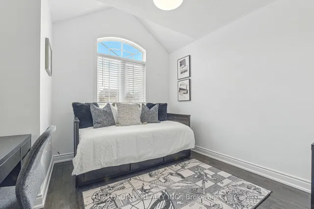 Additional image 26 of 43 Humphrey St